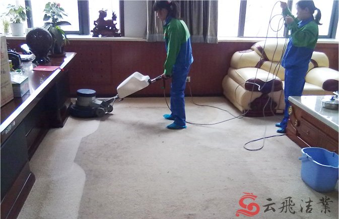 南京专业清洗各种地毯 南京专业清洗外墙玻璃